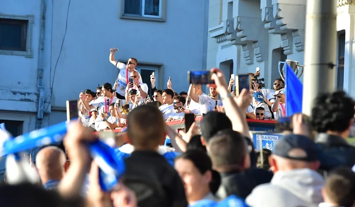 Universitatea Craiova domină echipa sezonului din Superliga 2025/2026