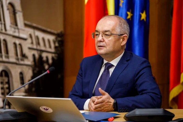 Emil Boc: Primăria va exercita dreptul de preempțiune dacă Hotelul Continental va fi scos la vânzare