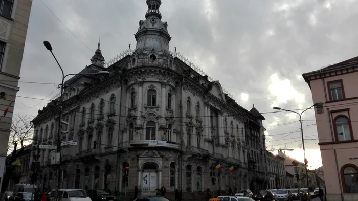 Frații Tate și interesul pentru fostul Hotel Continental din Cluj: reacții în mediul online
