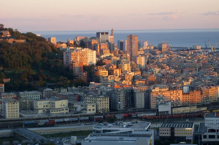Un apartament cu două camere în Genova, la 45.000 de euro, stârnește reacții: românii compară prețurile cu cele din București