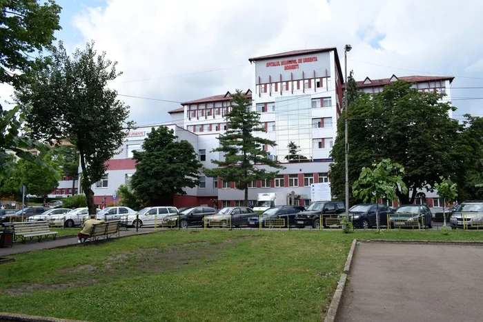 O femeie de 50 de ani a decedat la Spitalul din Moinești după o operație; familia acuză personalul medical
