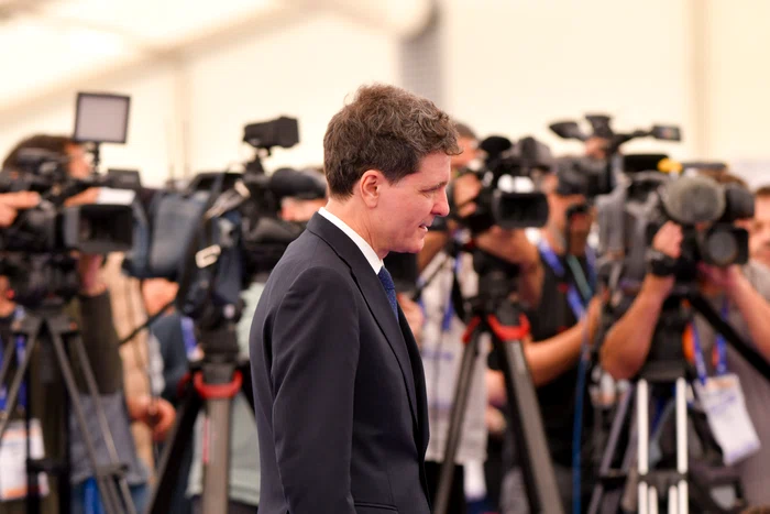 Trei scenarii pentru Nicușor Dan în blocajul politic: tehnocrat, coaliție PSD–UDMR sau prelungirea interimatului