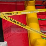 Necropsia schimbă ipoteza în cazul copilului de 2 ani mort lângă toboganul gonflabil din centrul Satu Mare