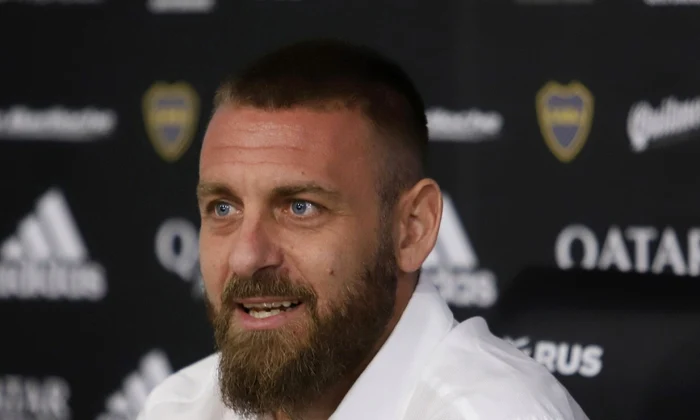 Antrenorul lui Genoa, Daniele De Rossi, îi transmite lui Dan Șucu că vrea să rămână după salvarea de la retrogradare
