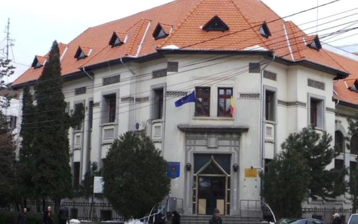 USR propune înăsprirea pedepselor pentru șefii de instituții care nu recuperează prejudiciile Curții de Conturi