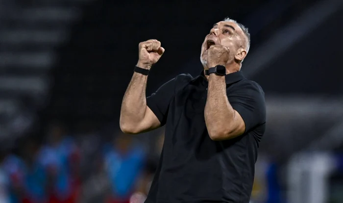 Cosmin Olăroiu, prezentat oficial la Al-Jazira: contract până în 2028 cu echipa din Abu Dhabi