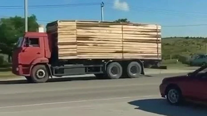 Moscova maschează cisternele de combustibil în vehicule de lapte pe fondul crizei de carburant