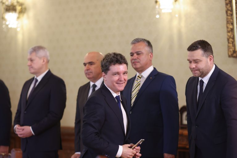 De ce Nicușor Dan l-a nominalizat pe Adrian Veștea: calcul defensiv la Cotroceni