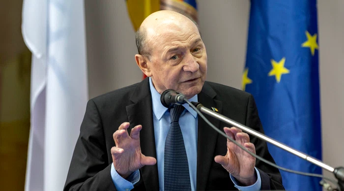 Băsescu susține desemnarea lui Adrian Veștea, dar îi reproșează lui Nicușor Dan o eroare de comunicare