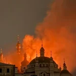 Rusia respinge acuzațiile privind lovirea mănăstirii Pecherska Lavra și atribuie incendiul unei rachete Patriot