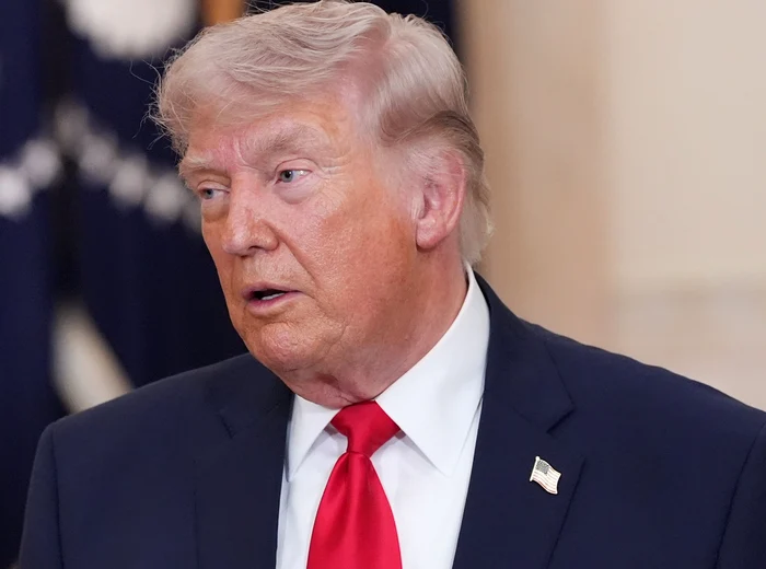 Controverse după anunţul SUA: Trump spune că Strâmtoarea Ormuz se redeschide, Iranul infirmă detalii ale acordului