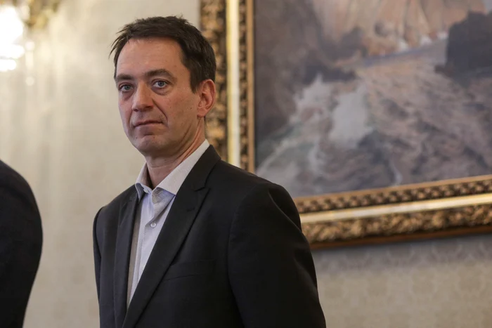 UDMR a avut discuții cu Adrian Veștea despre intrarea la guvernare, anunță Botond Csoma