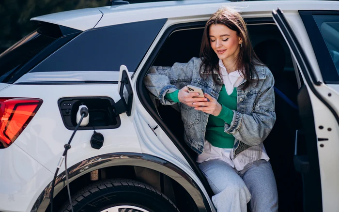 Mașinile electrice chinezești câștigă teren în România: BYD lider, Chery urcă în topul plug-in hybrid