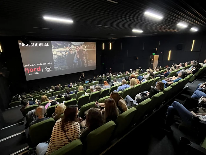 Peste 43.000 de spectatori au văzut simultan „FJORD” la avanpremieră, record pentru un film de artă în România