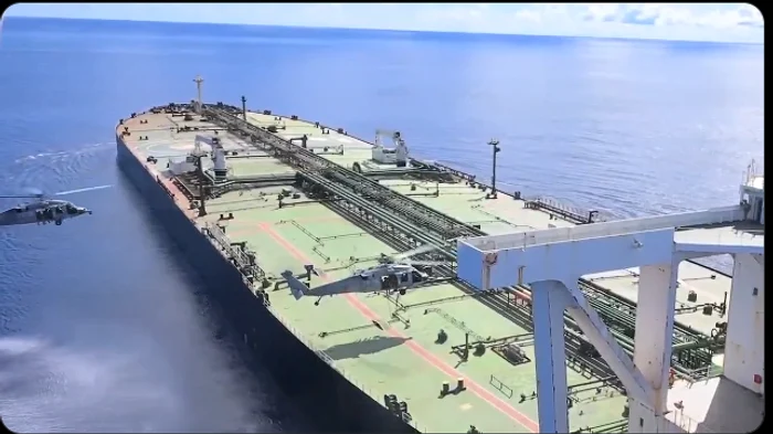 SUA coordonează transferuri maritime secrete de petrol în Golful Persic pentru a ocoli blocada iraniană, arată Reuters