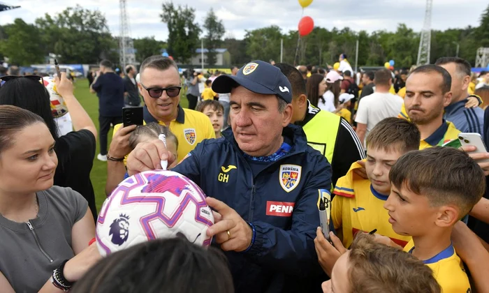 Gică Hagi înaintea amicalului cu Georgia: „Nu suntem cei mai buni, dar încercăm să devenim”