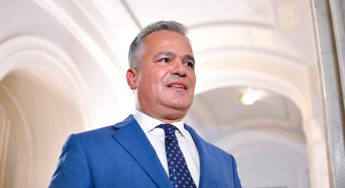Adrian Veștea: Alexandru Nazare şi-ar dori să rămână la Finanțe în viitorul guvern