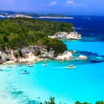 Grecia va folosi drone şi imagini din satelit pentru a controla respectarea accesului pe plaje