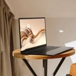 ASUS lansează Zenbook Copilot+ cu procesoare AMD Ryzen AI 400 Series: performanță și autonomie pentru creatorii mobili