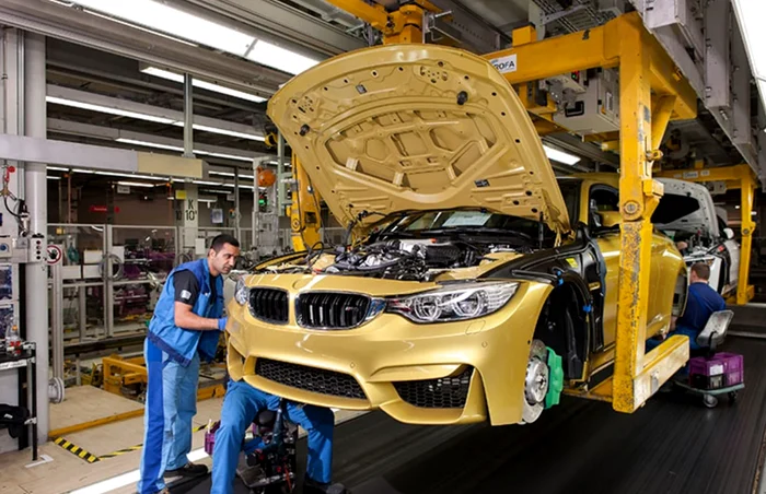 BMW poartă discuții cu sindicatele pe fondul revizuirii profitului; industrie auto europeană trece prin restructurări ample