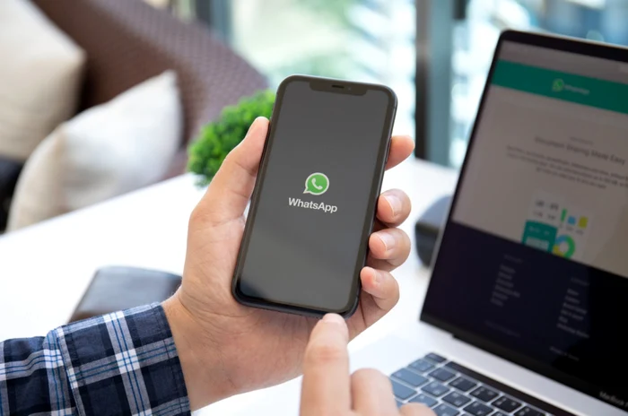 Boom-ul AI presează piața memoriilor și ar putea scumpi telefoanele, laptopurile și consolele cu până la 20%