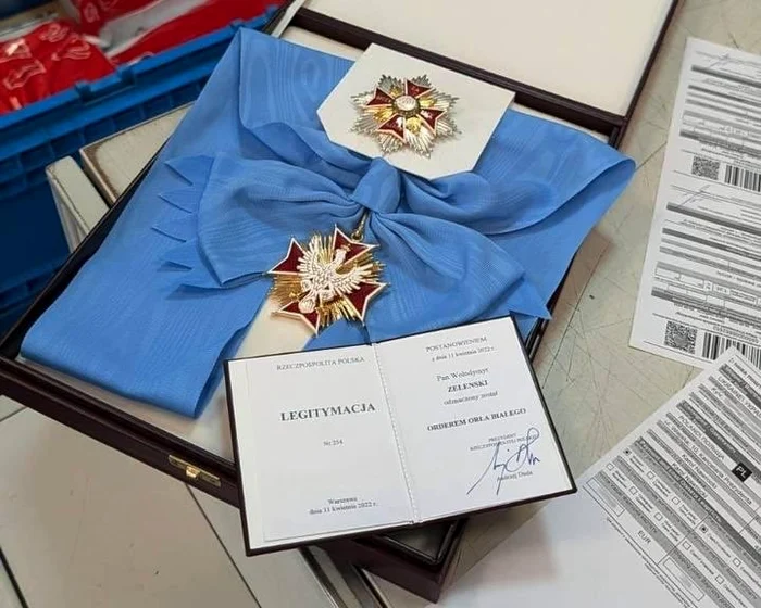 Criză diplomatică Kiev-Varșovia: Zelenski și trei foști președinți ai Ucrainei returnează Ordinul Vulturul Alb