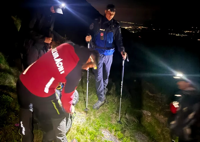 Un turist polonez de 20 de ani, salvat după ce a rămas epuizat în zona Custura Sărății