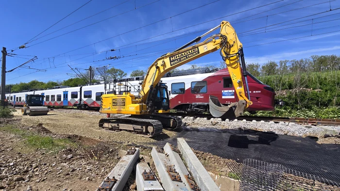 O firmă din Sibiu modernizează secții importante ale rețelei feroviare din România
