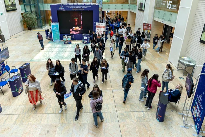 „Vocația Ta!”: Peste 100 de licee și universități se întâlnesc cu elevii la Biblioteca Națională
