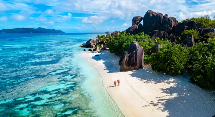 Ce destinații exotice aleg românii în 2026: creșteri puternice pentru Seychelles, Maldive și Sri Lanka