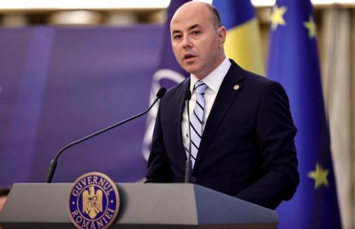 Lider PNL îl acuză pe Nicușor Dan că blochează formarea guvernului și „protejează PSD”