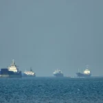 Iranul reia presiunea asupra Strâmtorii Ormuz: trecerea, condiționată de coordonarea cu Teheranul