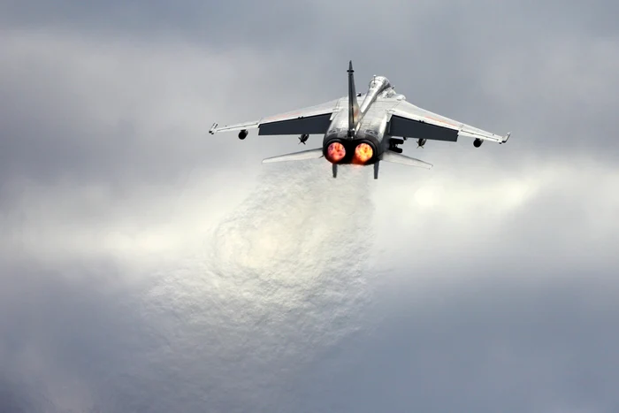 Seul: peste zece aeronave militare chineze și ruse au intrat în KADIZ; avioane de vânătoare ridicate pentru interceptare