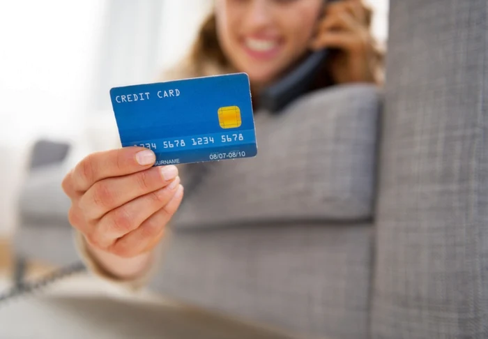 Plăți instant, fintech și euro digital: cum se transformă relația românilor cu băncile