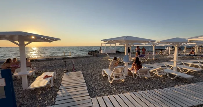 Loviturile ucrainene au transformat sezonul estival din Crimeea într-un coșmar logistic pentru turiștii ruși