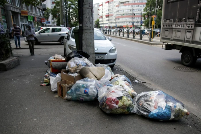 Instanța suspendă încetarea contractului cu Romprest; preluarea de către Blue Planet, amânată
