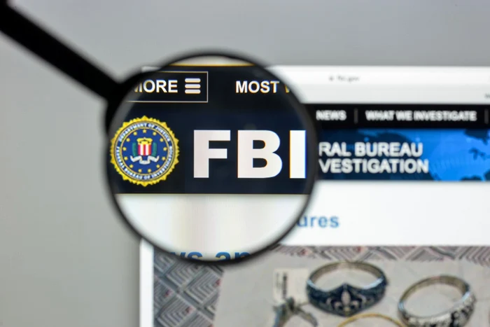 FBI a împușcat mortal bărbatul care ținea ostatici într-o clădire din Bakersfield, California