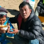 Ghid nepalez găsit în viață pe Everest după șase zile la peste 7.500 m; soția îl bănuise mort
