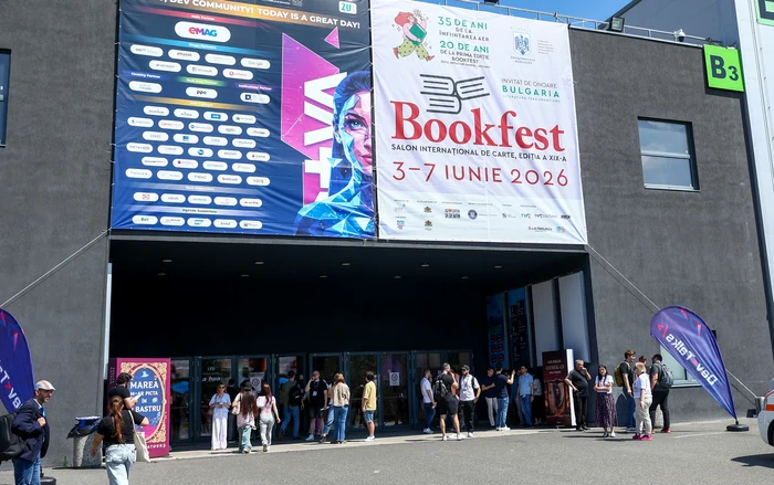 Ce cărți recomandă românii la Bookfest 2026: de la distopii la fantasy și autori contemporani