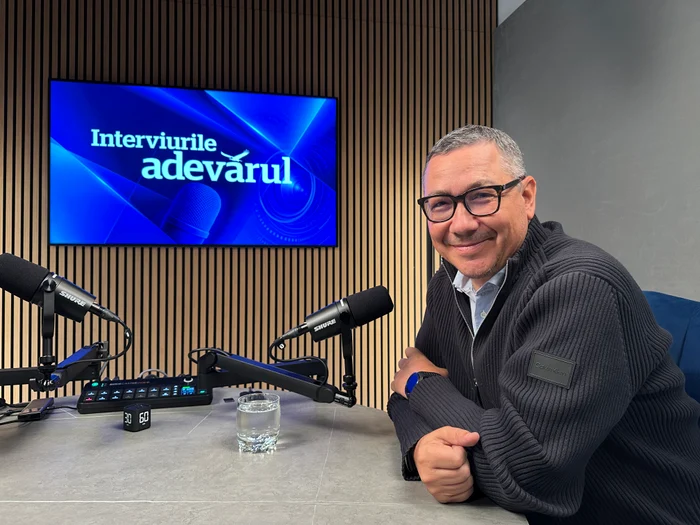 Victor Ponta părăsește grupul PSD din Camera Deputaților și se alătură "Uniți pentru România"
