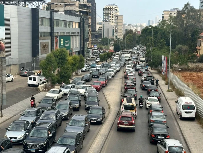 Netanyahu ordonă atacuri asupra suburbiei Dahieh din Beirut; mii de oameni părăsesc orașul