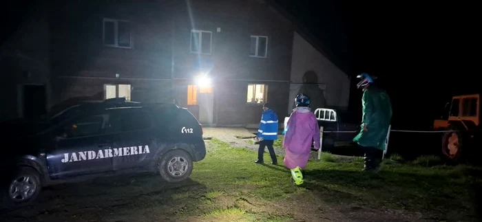 Doi turiști salvați în Munții Buzăului după o intervenție de peste 10 ore