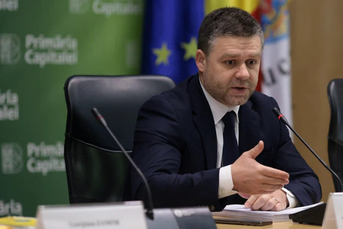 Instanța suspendă reorganizarea Primăriei Capitalei; Ciucu: „Suntem într-o situație imposibilă”