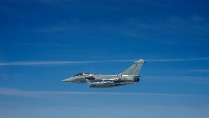 Avioane franceze din misiunea NATO au doborât o dronă care a intrat în spațiul aerian al Letoniei