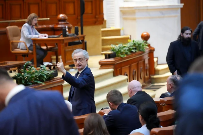 PNL: Guvernul propus de Eugen Tomac, „infiltrat și controlat” de PSD; liberalii nu cred că va fi învestit
