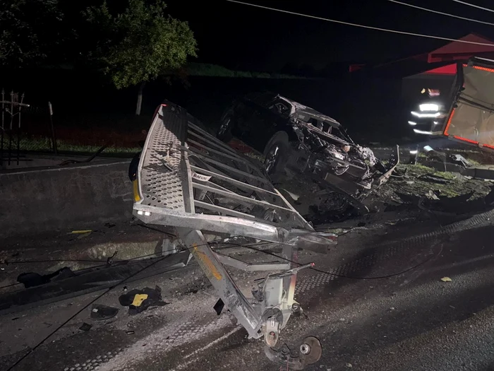 Tragedie pe DN1, în Cornițel: o femeie a murit după coliziunea dintre un TIR, o cisternă și două autoturisme