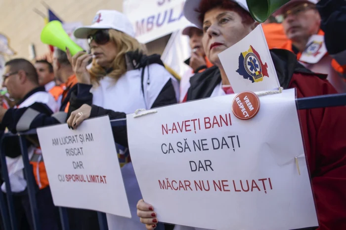 Ambulanțierii protestează la București pe 11 iunie: FNSAR critică proiectul legii salarizării