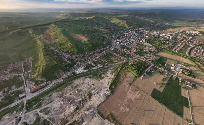 De la combinat emblematic la platformă toxică: cum a dispărut industria chimică din Târnăveni