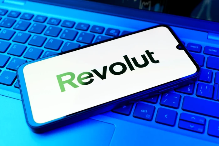 BCE a oprit temporar extinderea Revolut în UE, cerând consolidarea controalelor interne