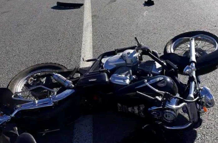Motociclist de 26 de ani decedat după coliziunea cu un tramvai pe Bulevardul Bucureștii Noi